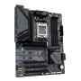 GIGABYTE B650 EAGLE Motherboard - AMD Ryzen 9000 Series CPUs  12+2+2 Phases VRM  up to 7600MHz DDR5 (OC)  1xPCIe 5.0 + 2xPCIe 4.