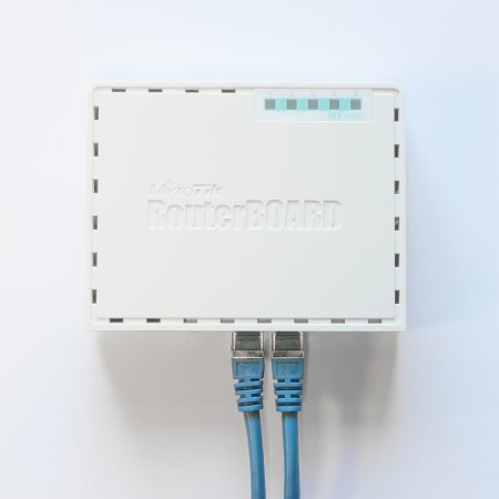 Mikrotik RB750GR3 wired router Gigabit Ethernet Turquoise  White